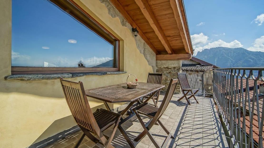 Chalet La Terrazza Vista Lago Bellano Bagian luar foto